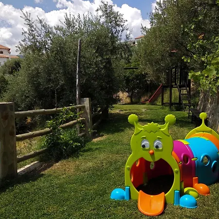 Holiday home Gemuetliches Haus Mit Garten Und Schwimmbad *